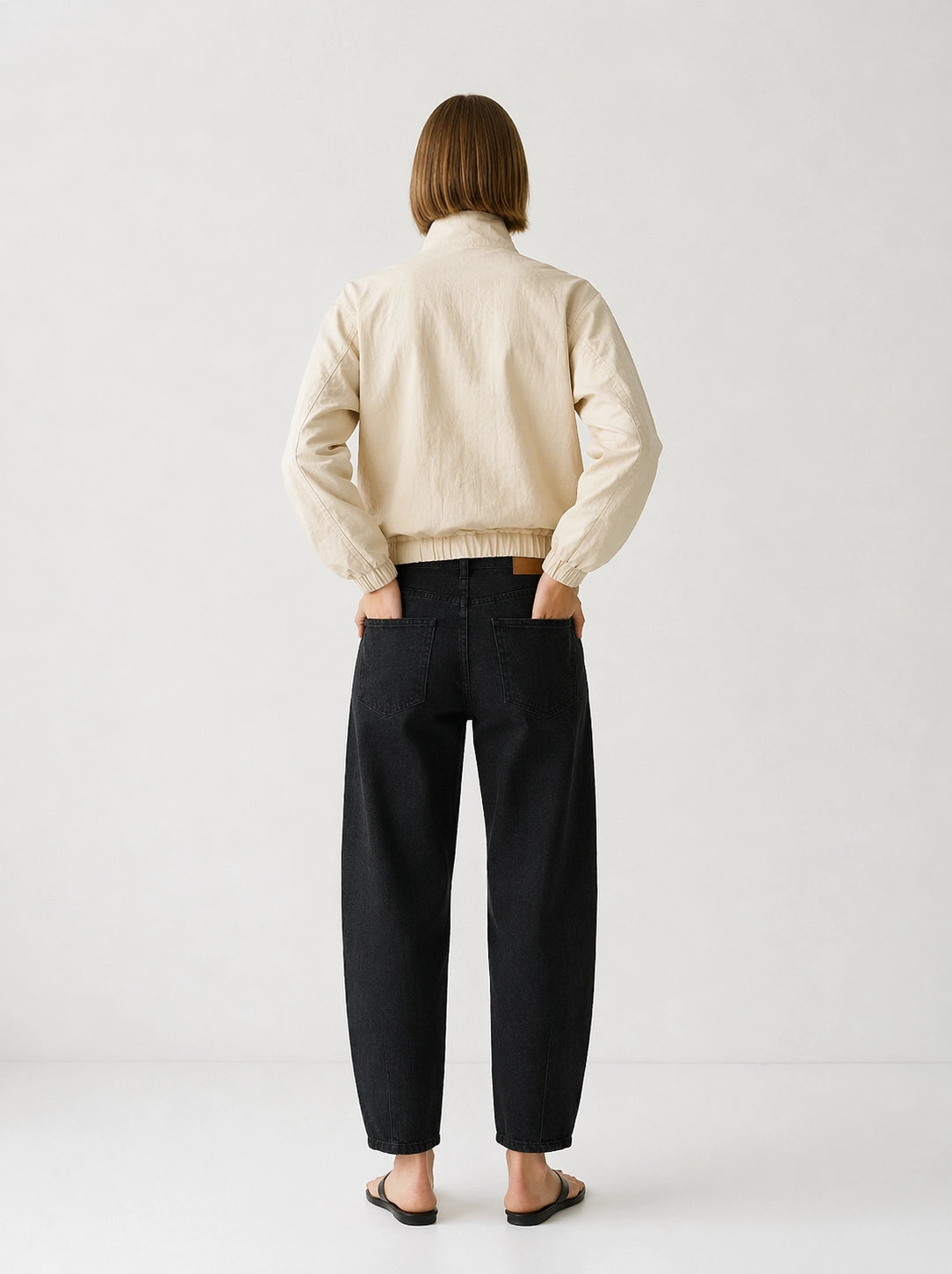 Bomber Ligera Bolsillos - Beige