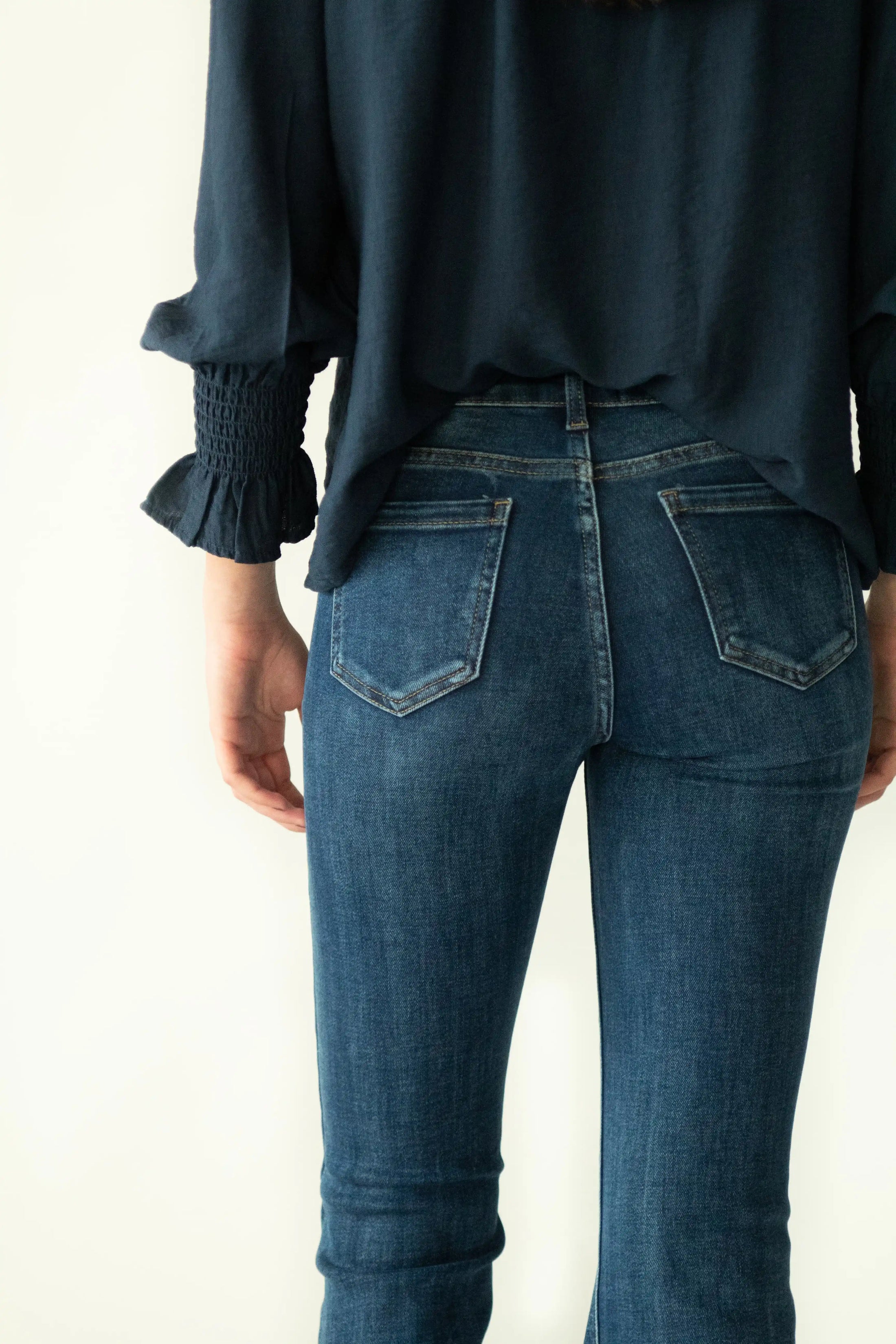 Jeans Flare Bolsillos Delanteros
