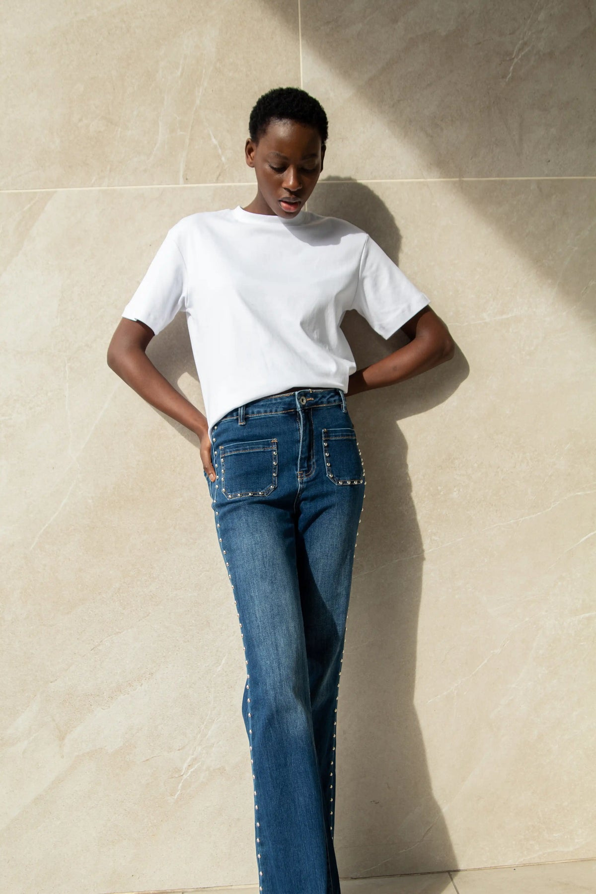 Jeans Flare Tachas - Azul
