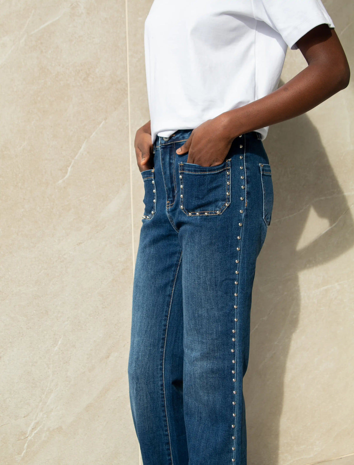 Jeans Flare Tachas - Azul