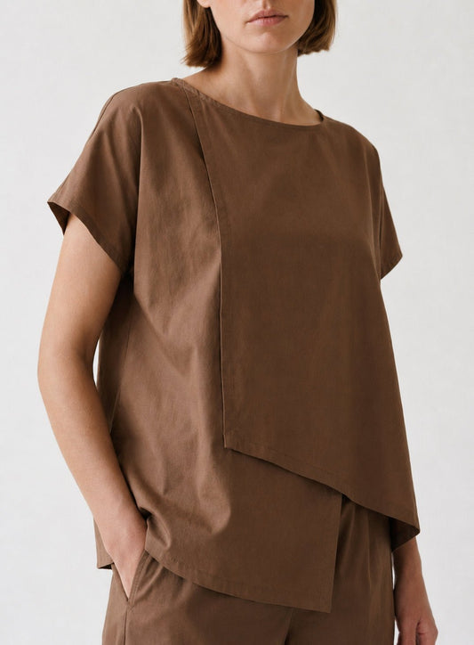 Camiseta Estrella Asimétrica - Lua Basque